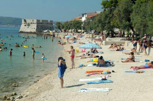 Apartman Lavanda Kaštela Екстериор снимка