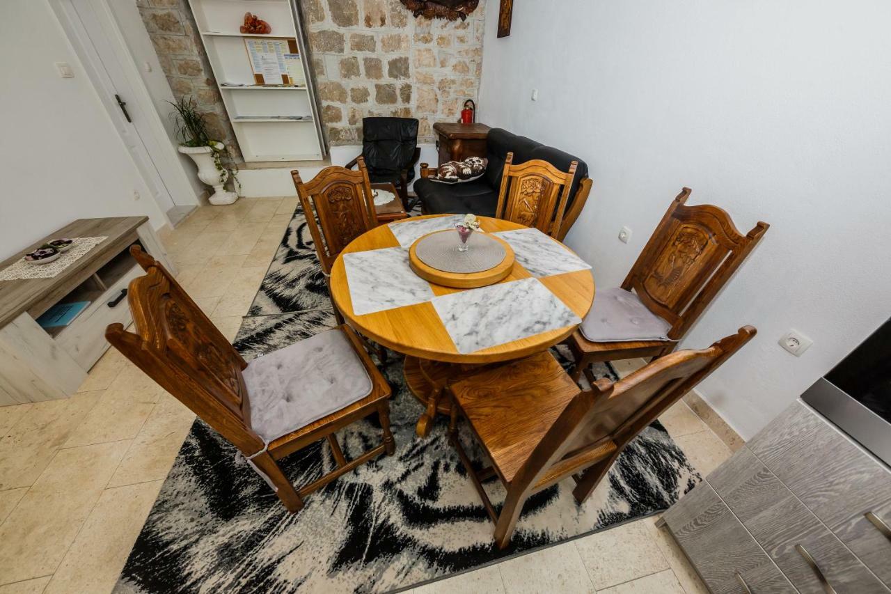 Apartman Lavanda Kaštela Екстериор снимка