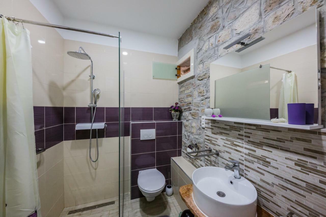 Apartman Lavanda Kaštela Екстериор снимка