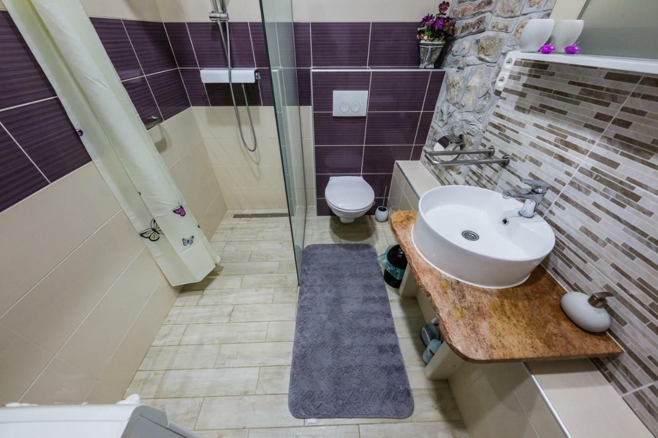 Apartman Lavanda Kaštela Екстериор снимка